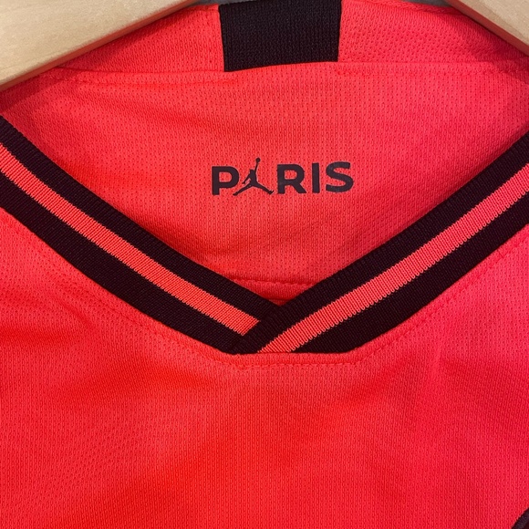 Authentic PSG Mbappé Orange Soccer Shirt - Picture 3 of 6